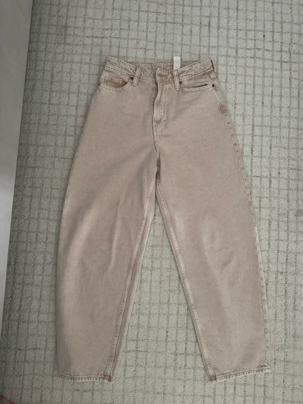 H&M High-Rise Straight Jeans in Dusty Blush